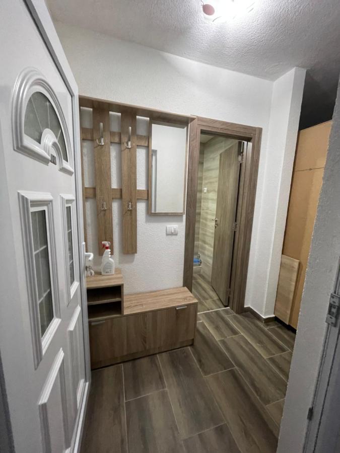 Apartman Ail 2 Улцинь Екстер'єр фото