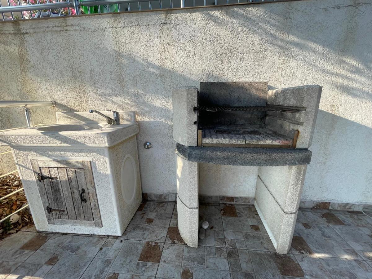 Apartman Ail 2 Улцинь Екстер'єр фото