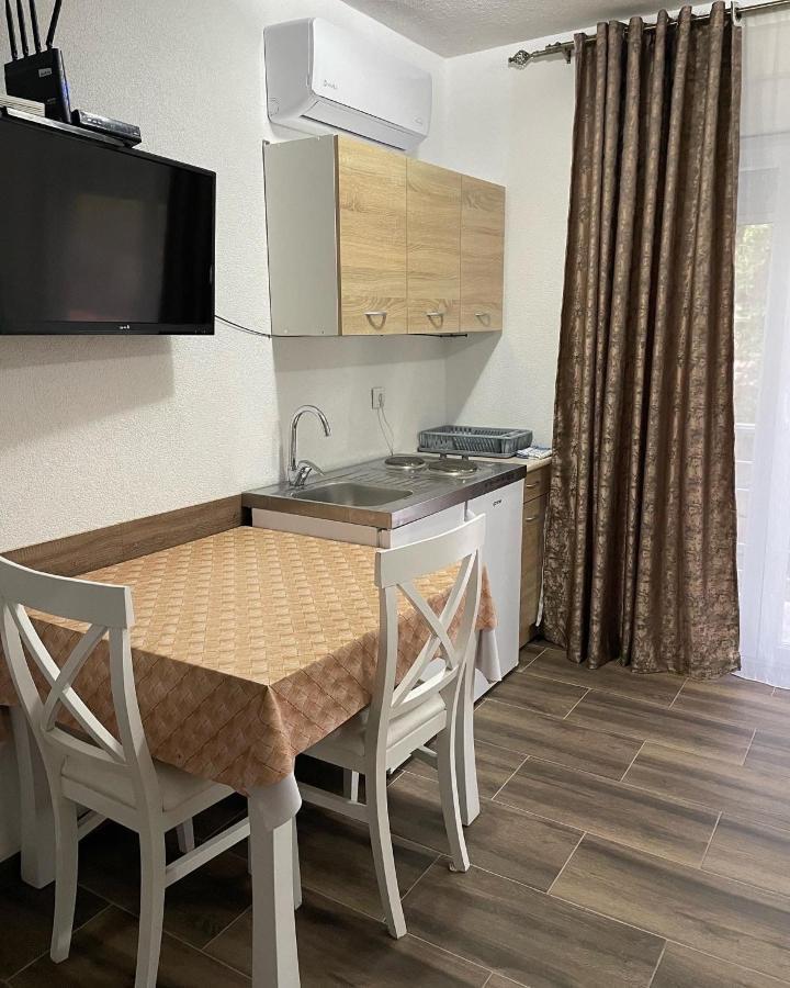 Apartman Ail 2 Улцинь Екстер'єр фото